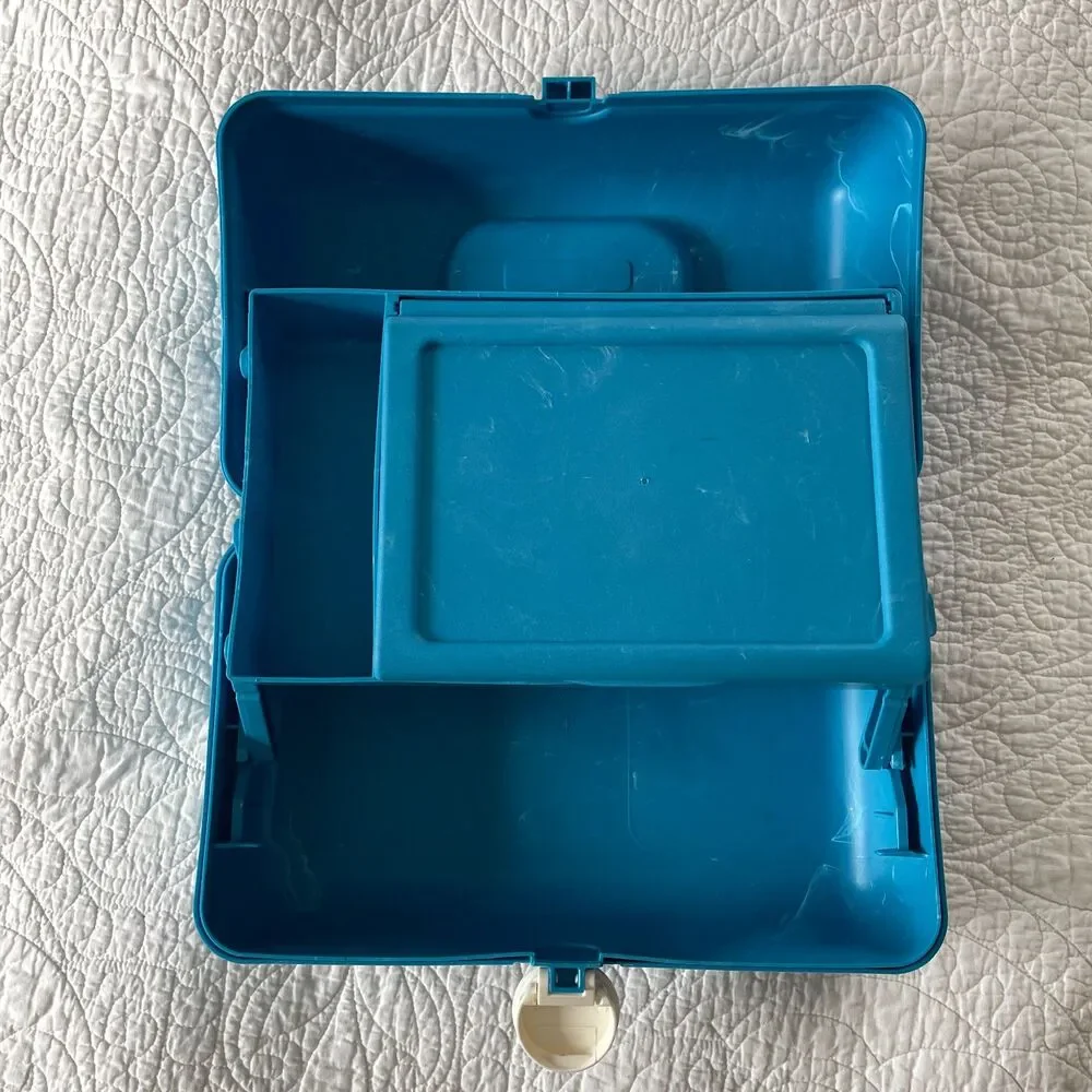 Modern Caboodles On-The-Go Girl Blue Marble Case 5626 Reissue Used
